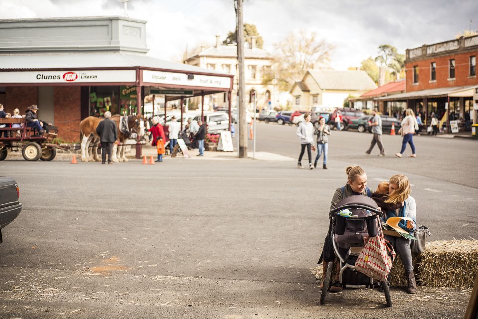 Clunes Booktown Festival 2015 street photography Aldona Kmiec