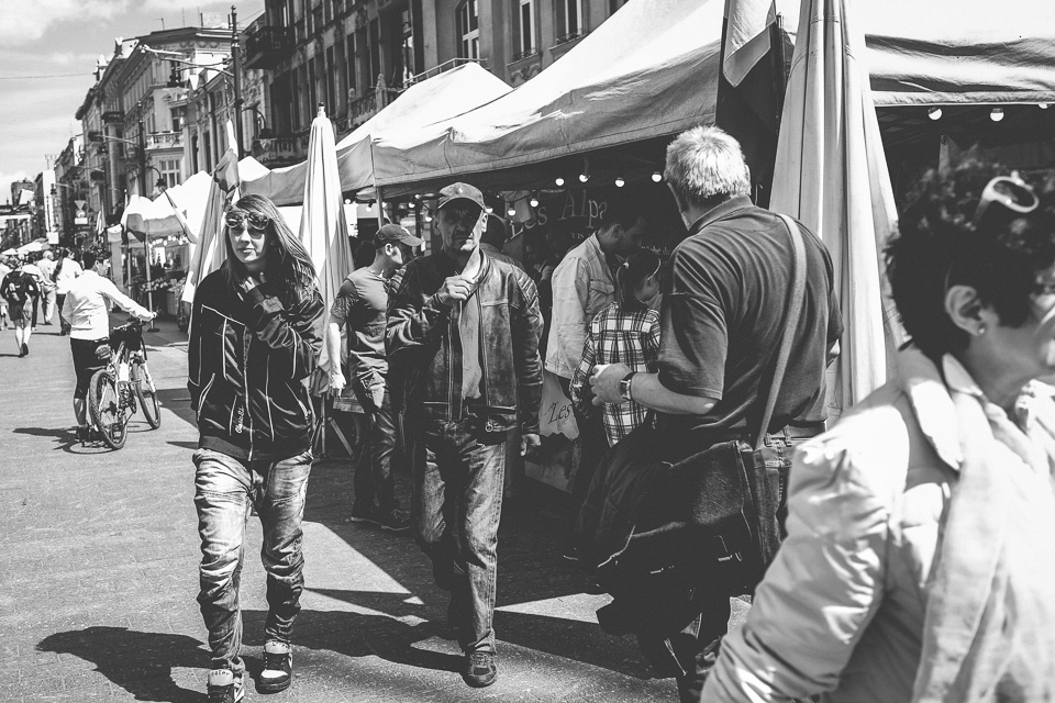 Łódź Piotrkowska street markets photo of thieves