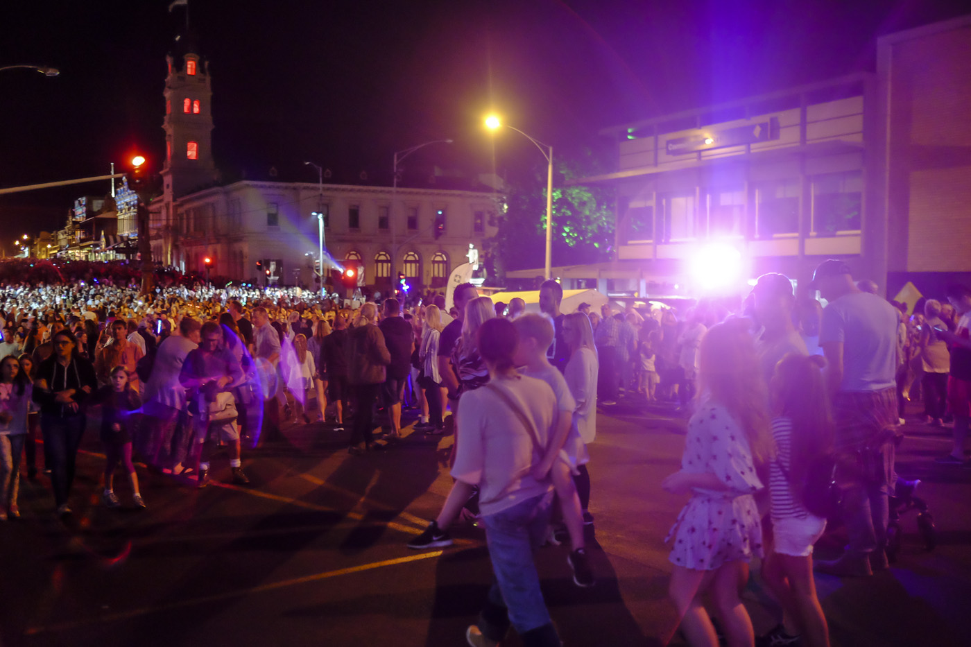 White Night Ballarat crowds Lydiard Street