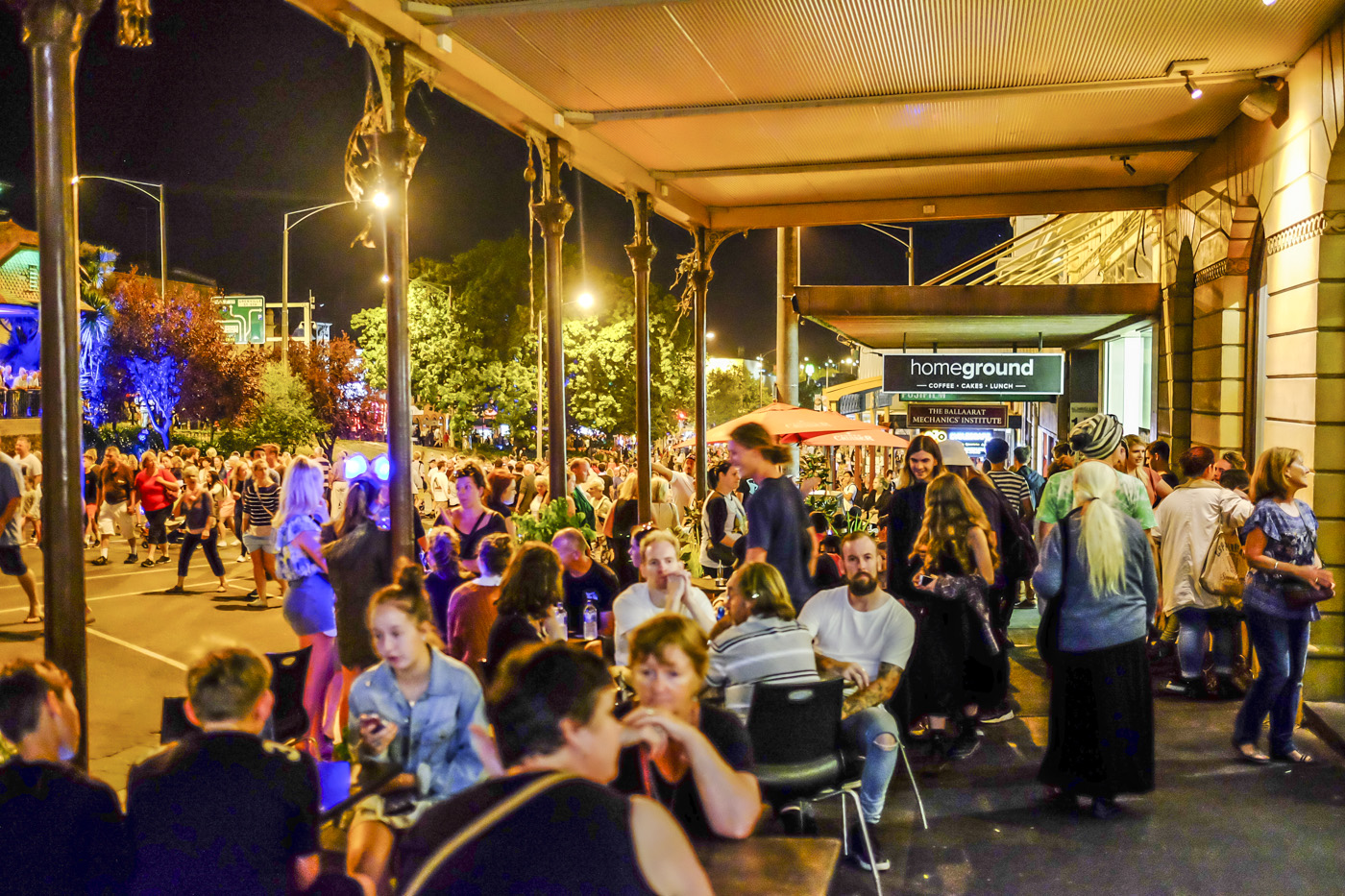 White Night Ballarat crowd Sturt Street